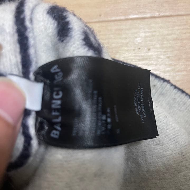 最終値下げしました！BALENCIAGAバレンシアガ　ニット