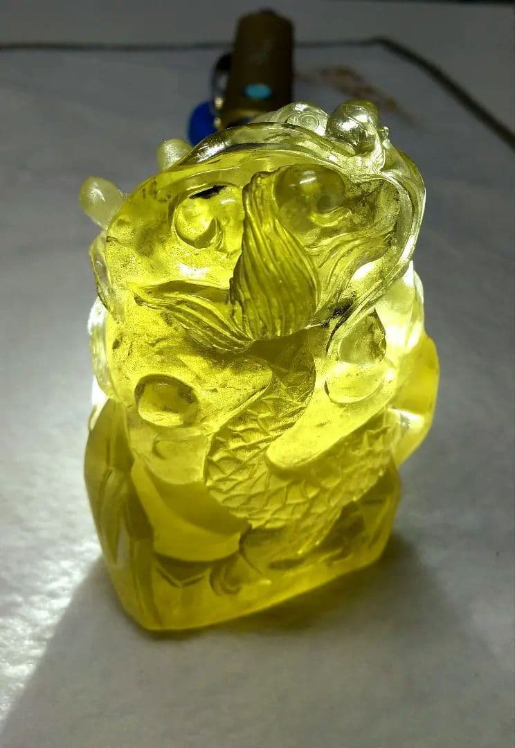 【超レア,家宝級】ブラックリビアングラス 置物《龍》４４３g　コレクション