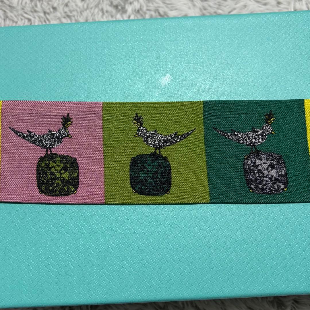 ティファニー　Tiffany バード　オン　ア　ロック　リボンスカーフ