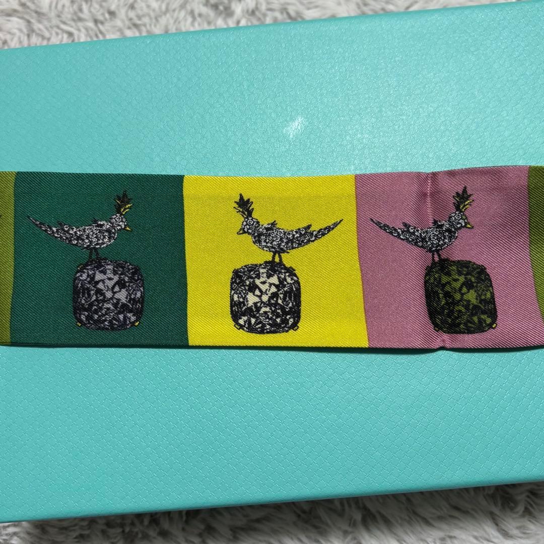 ティファニー　Tiffany バード　オン　ア　ロック　リボンスカーフ