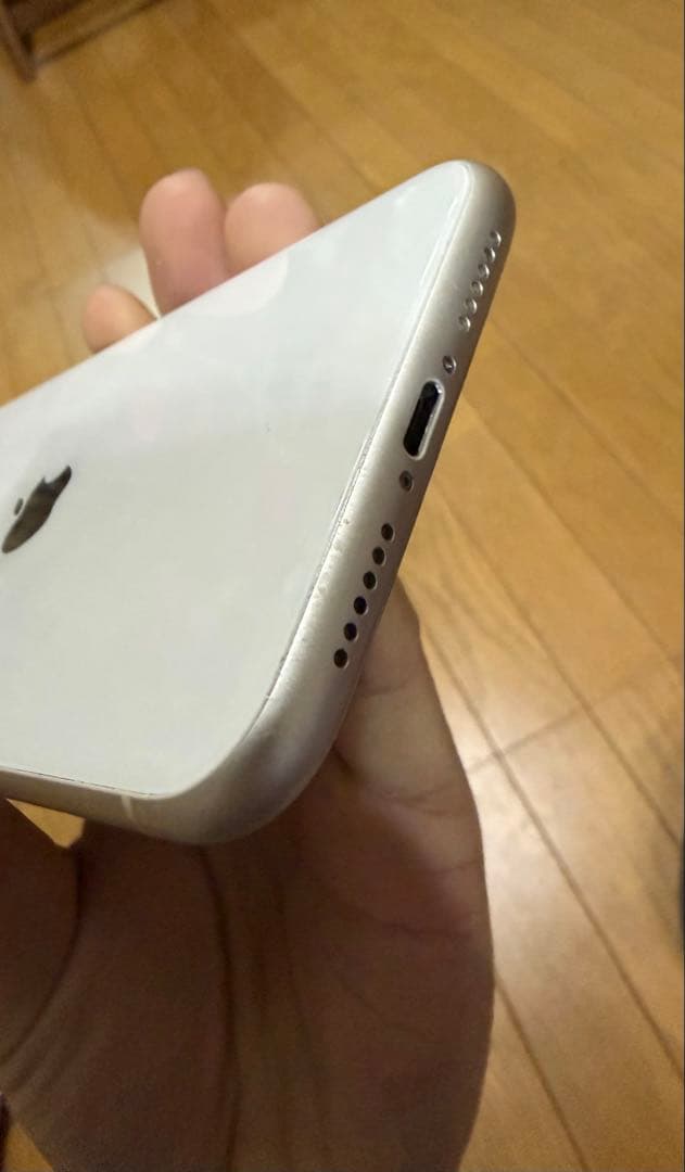 Apple iPhone 11 ホワイト 本体 128gb