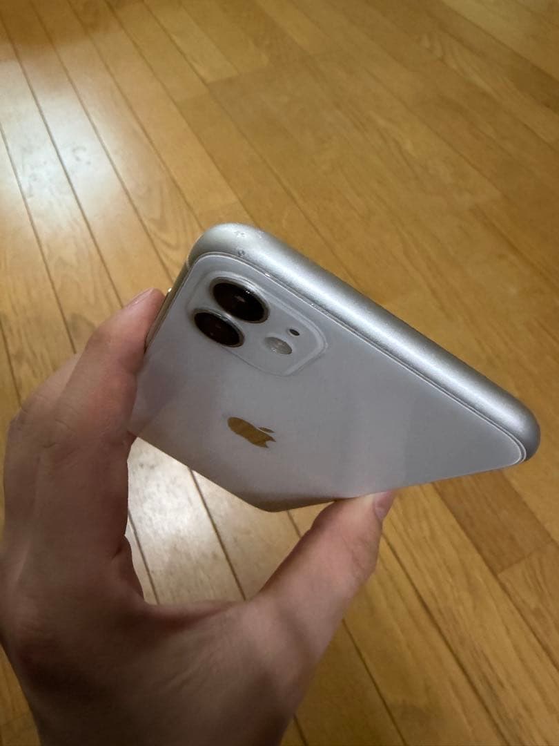 Apple iPhone 11 ホワイト 本体 128gb