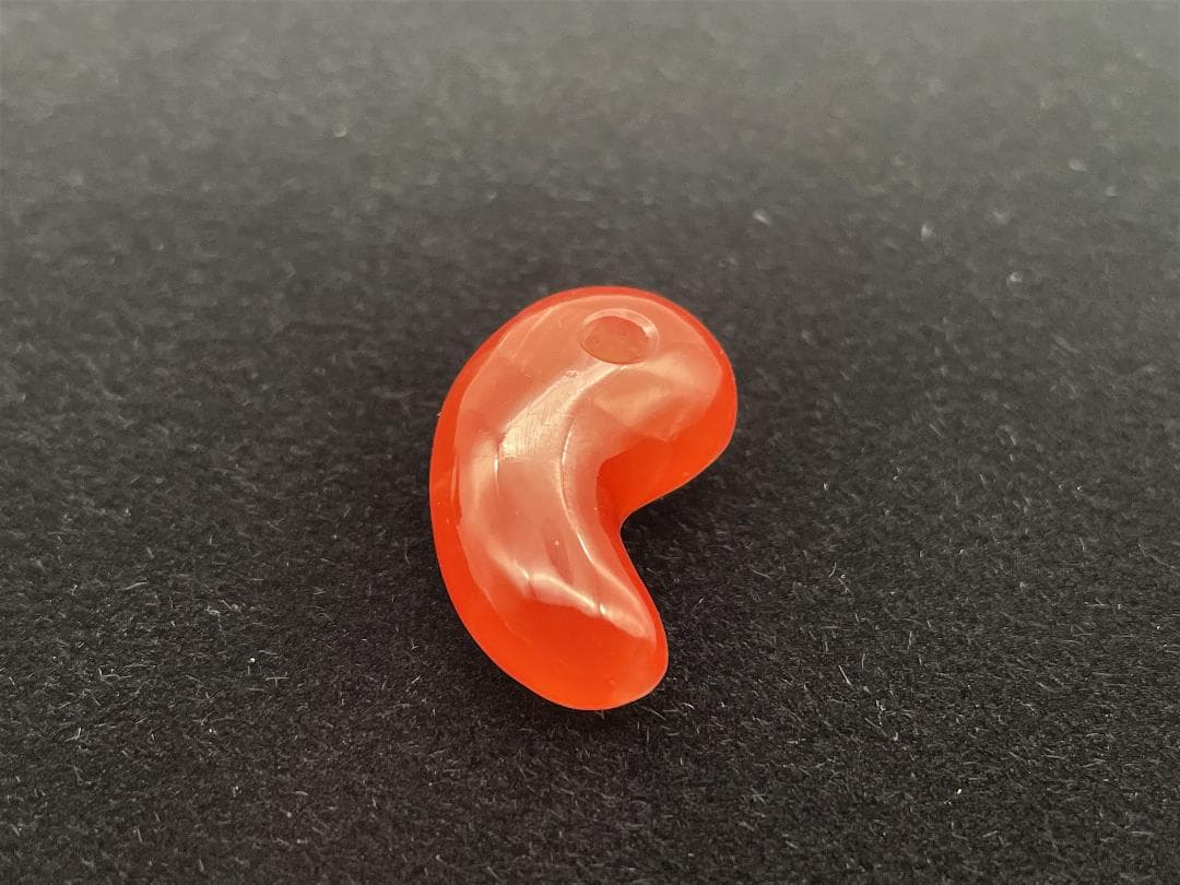 勾玉（北海道インカローズ）