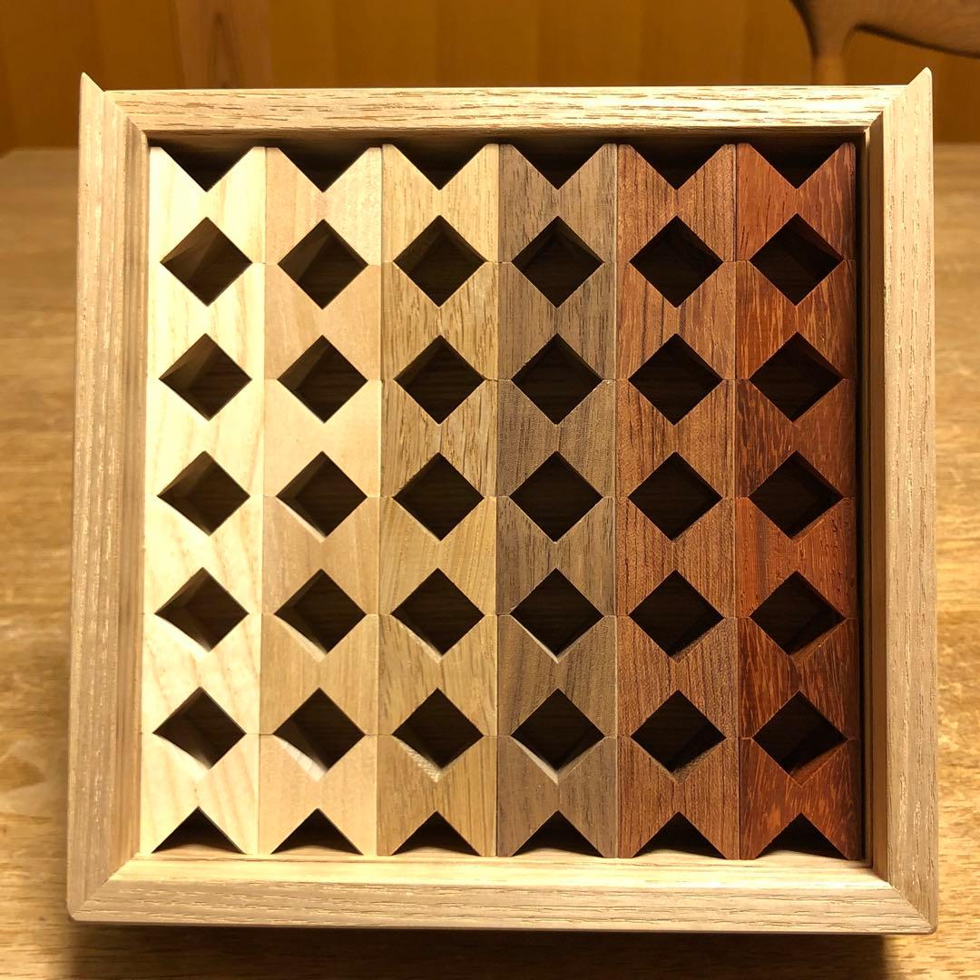 貴重な無垢材の積み木、パズル、ブロック/25mm 36ピース