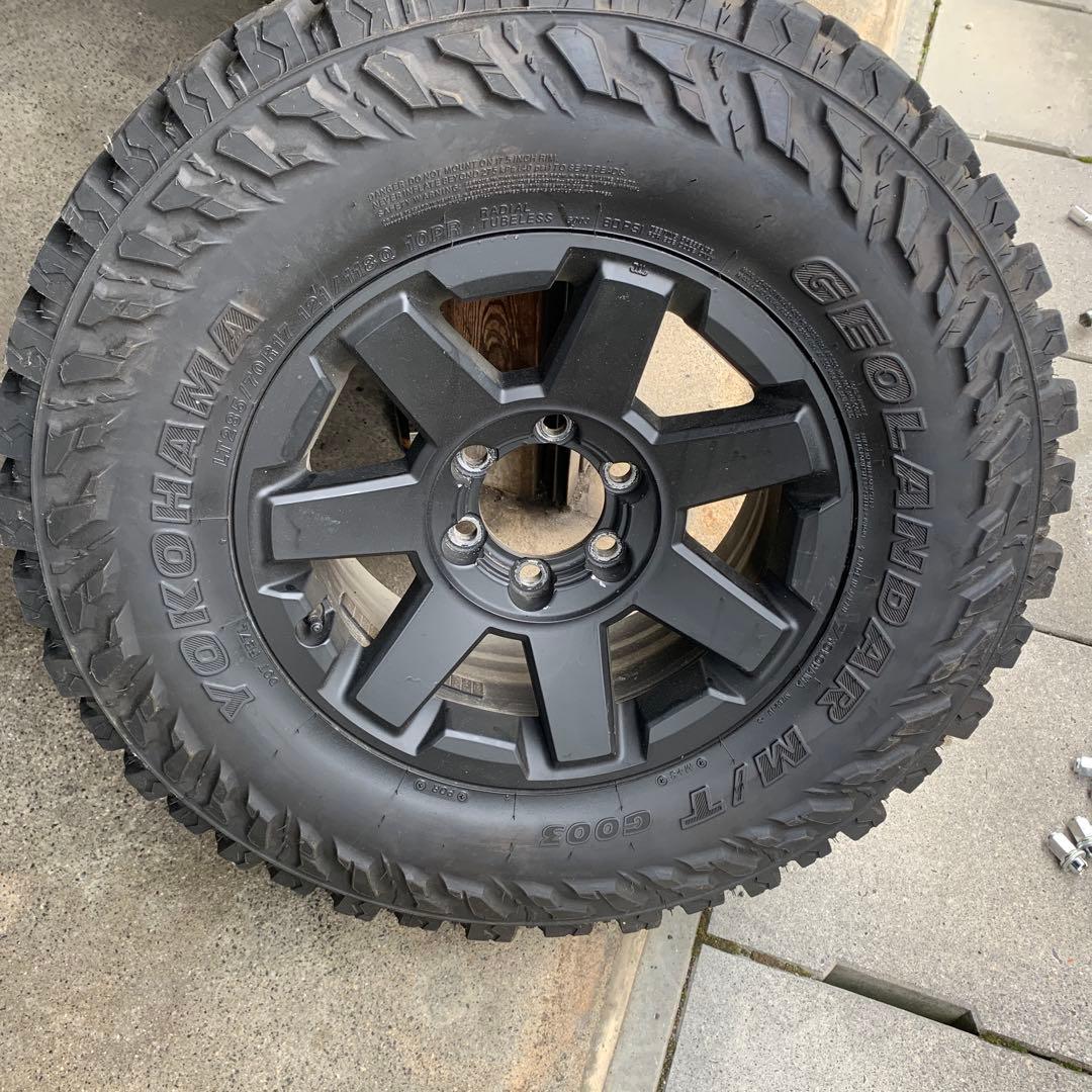 YOKOHAMA GEOLANDAR M/T 285/70R17 4本着払い必須