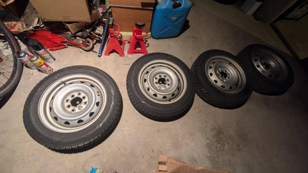 YOKOHAMA 165 65 14　2020年　軽自動車　スタッドレスタイヤ