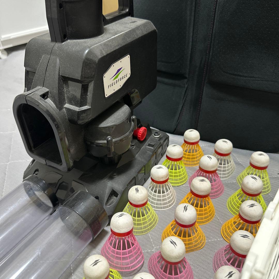 【最終値下げ】バッティング練習用シャトルマシン（羽33個付き）