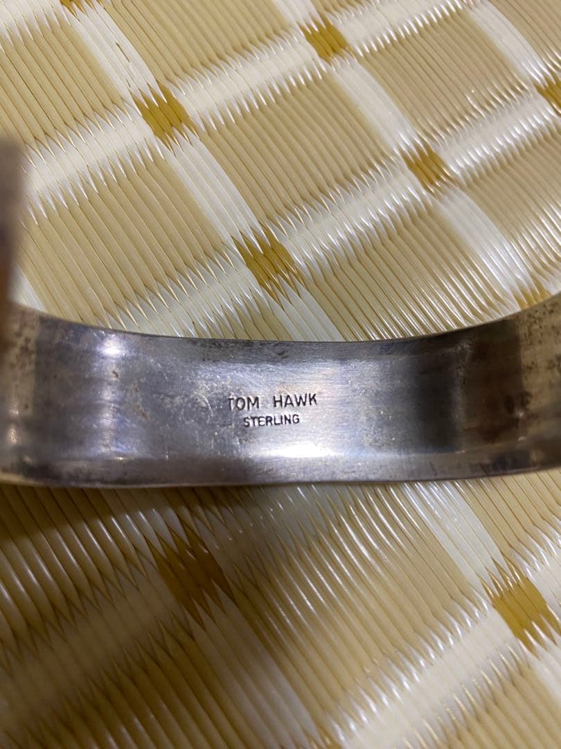 TOM HAWK? ストライプシルバーバングル