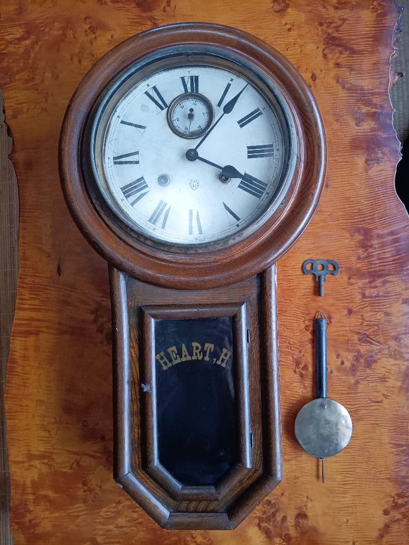 HEART H クラシック掛時計