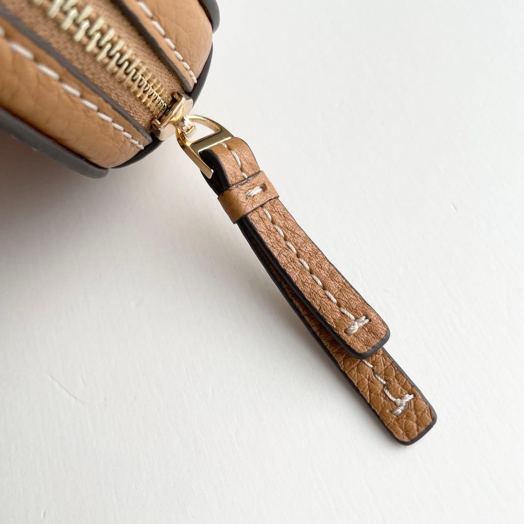 トリーバーチ キーホルダー ポーチ 小物入れ レザー ロゴ テア 新品