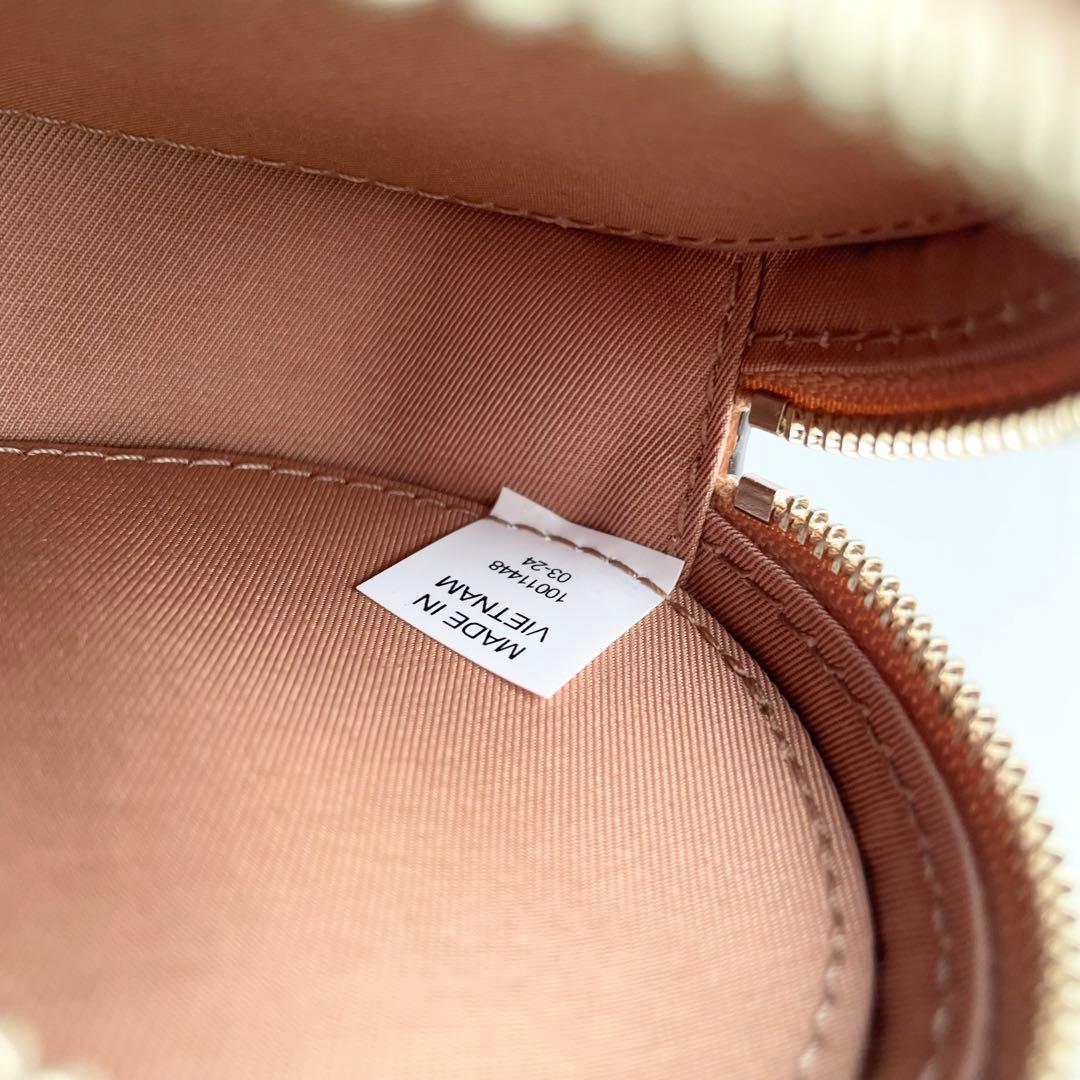 トリーバーチ キーホルダー ポーチ 小物入れ レザー ロゴ テア 新品