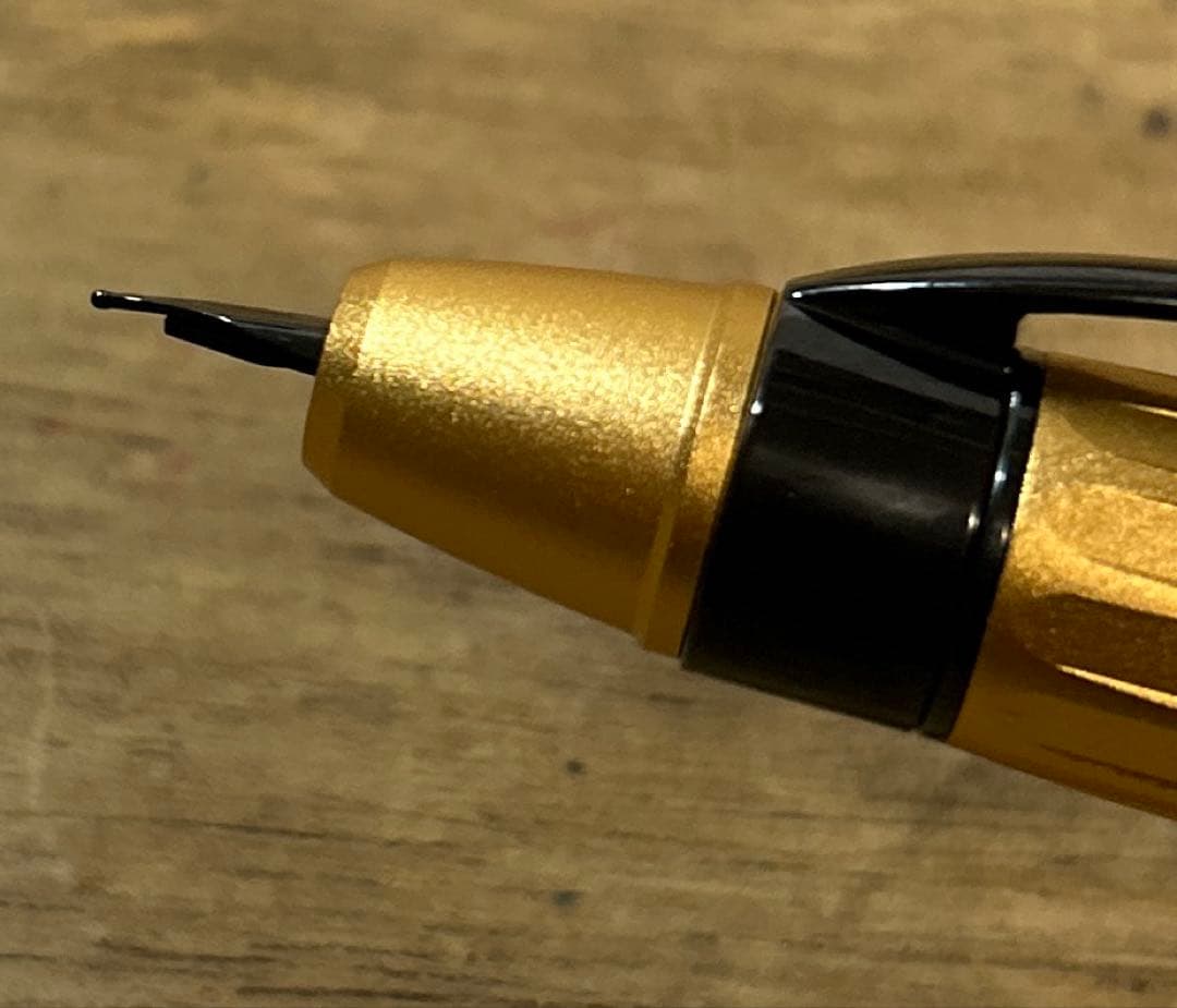 ナーバル Electrum　キャップレス万年筆