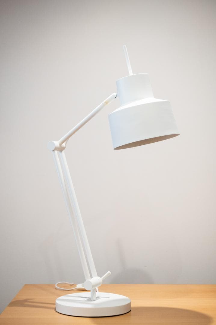 KANADEMONO　Steel × Standard シンプルデスクライト