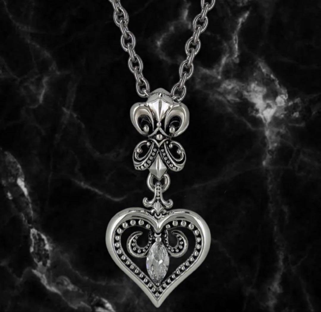 BLESS　ハートネックレス