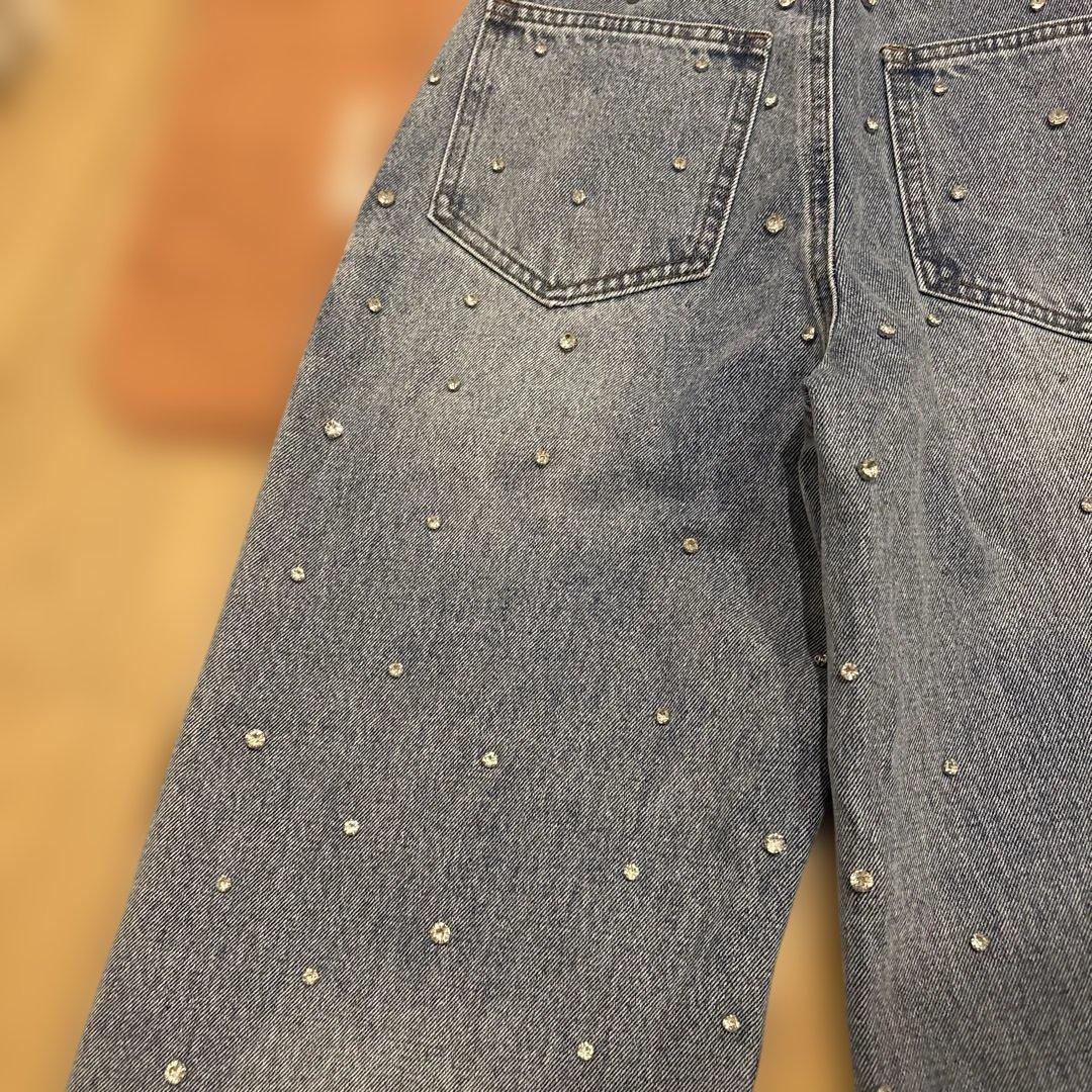 む*ー様 Bibiy デニム　ビーズ装飾付きライトブルーデニムパンツ