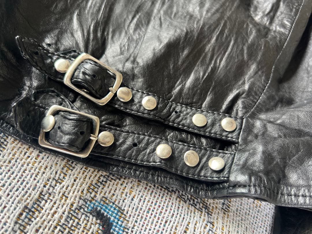 freedom スタッズ　レザーライダース