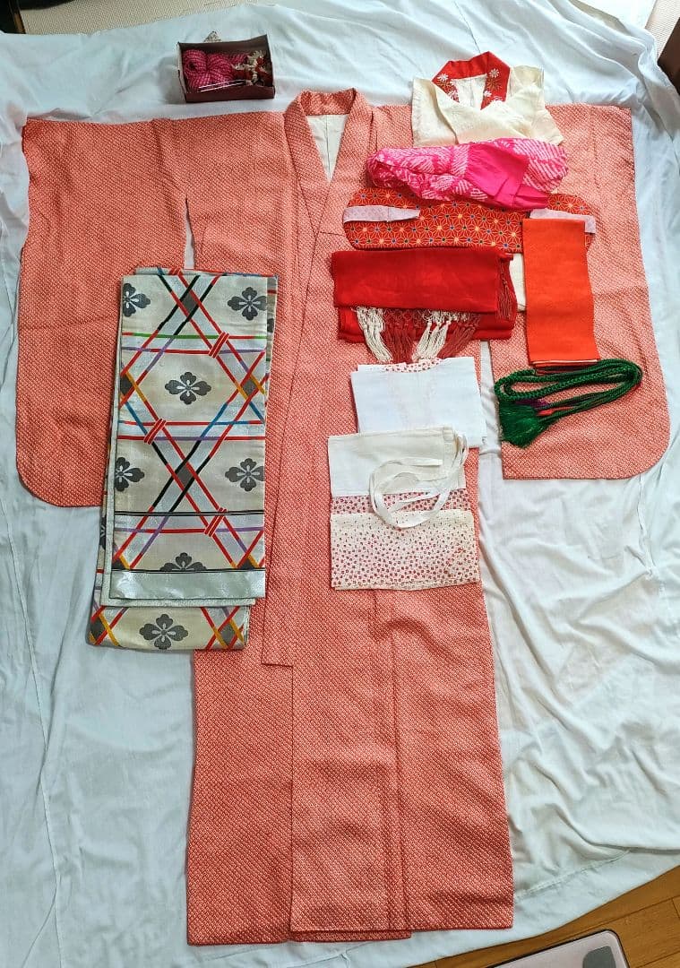 正絹着物一式 ジュニアサイズ 朱色総絞り　付属品多数 全14点