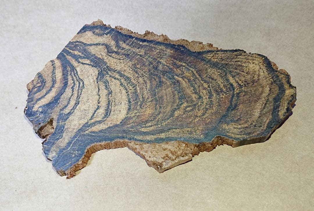 香木 沈香 伽羅 聞香◎品名 天然 カンボジア産 黄熟香27g ①