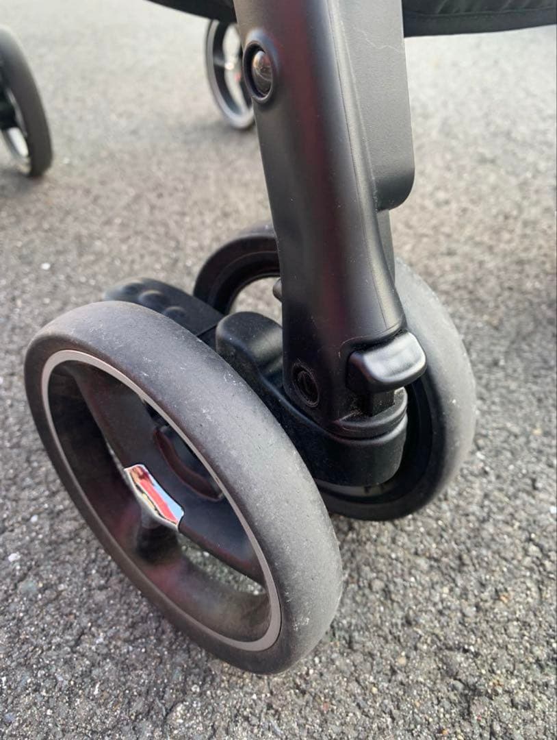 【美品】アップリカ　aprica ラクーナクッションAF グレー