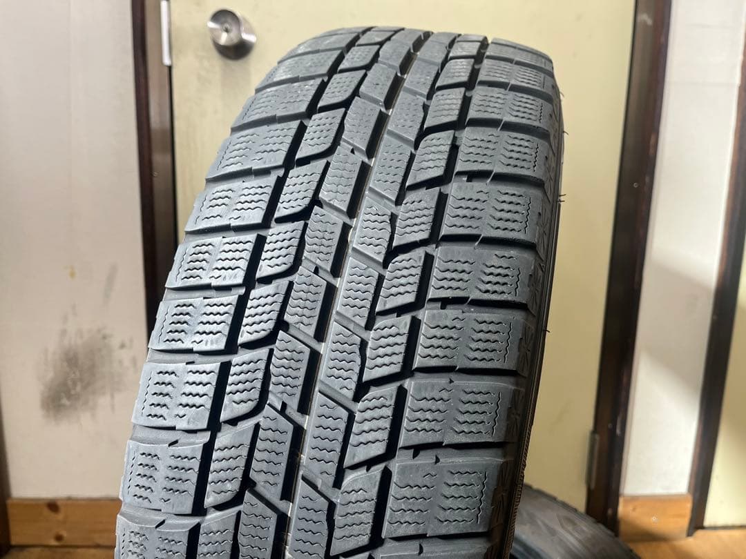 期 2020年製 グッドイヤー 中古冬タイヤ 225/60R17 4本セット