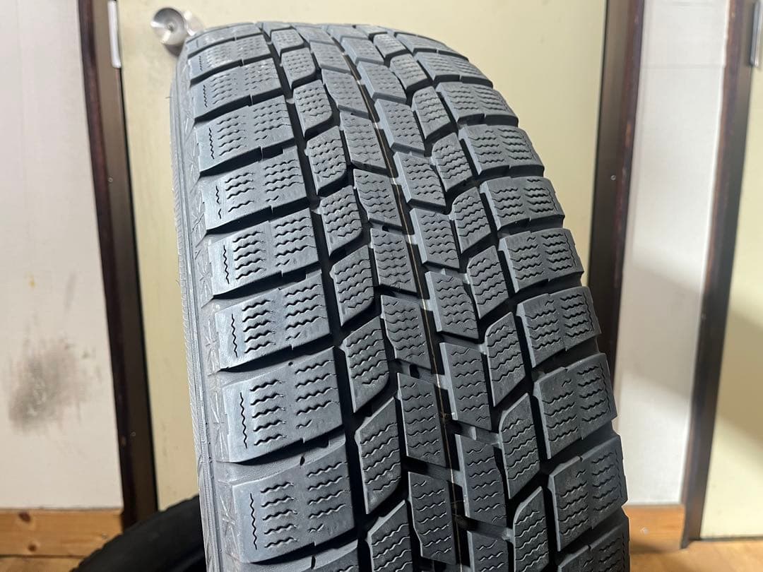 期 2020年製 グッドイヤー 中古冬タイヤ 225/60R17 4本セット