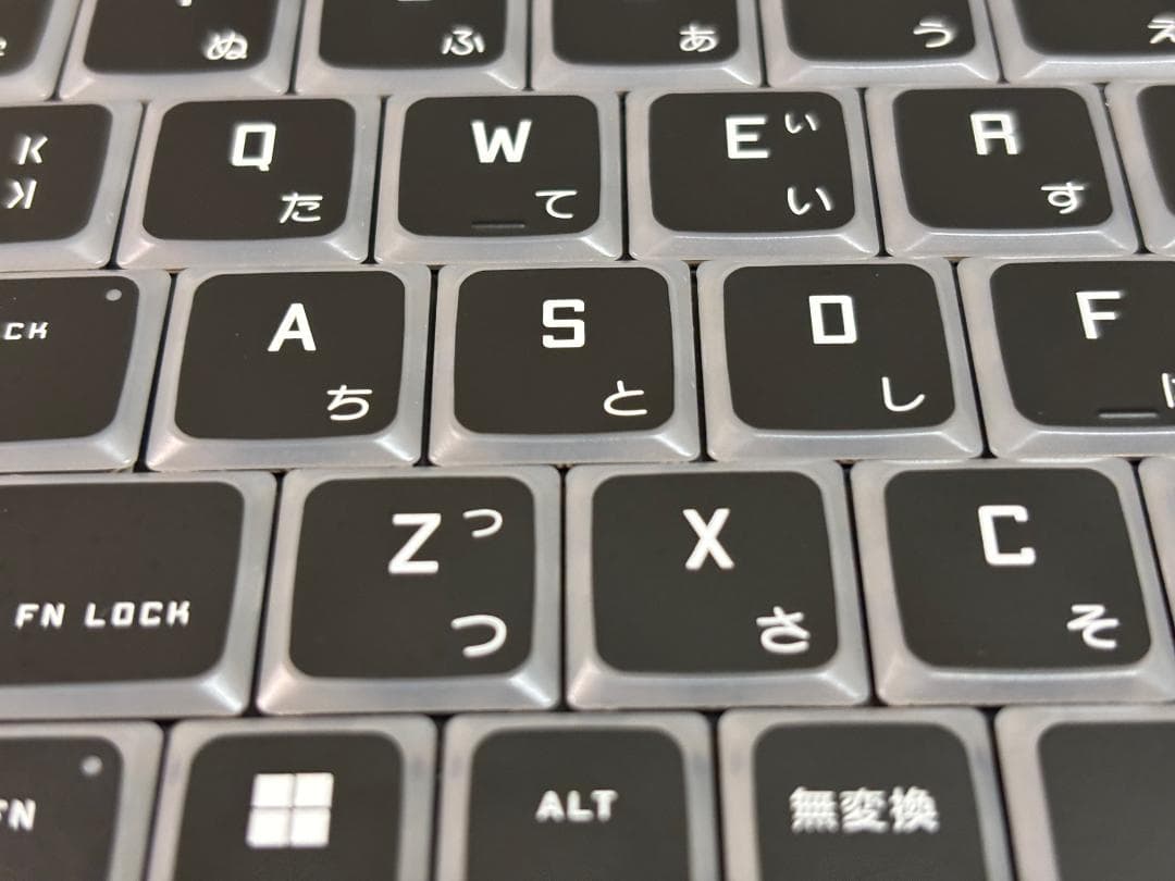 【美品】HP OMEN Transcend14 14-fb0040TX