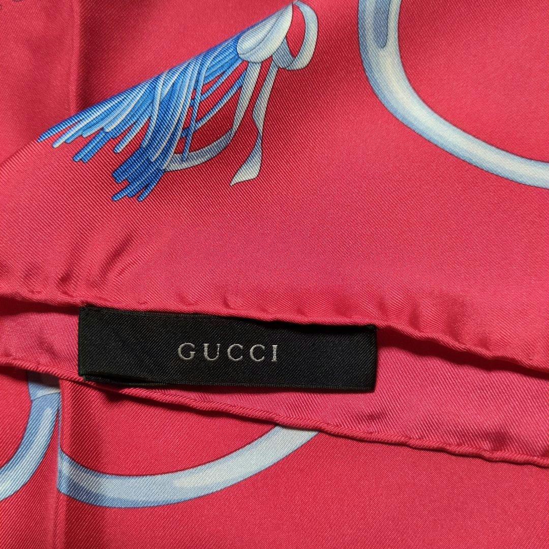 GUCCI グッチ チェーンデザイン スカーフ 赤