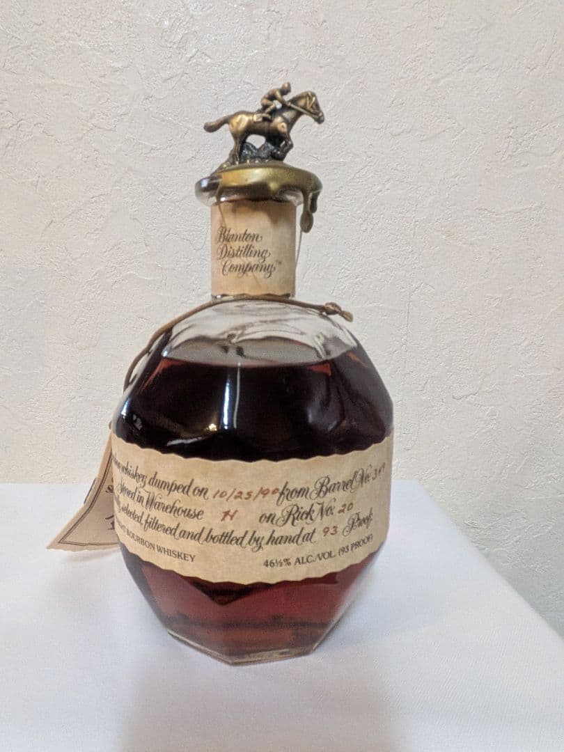 【未開栓】古酒ブラントン 750mlシングルバーボン46.5度1261グラム