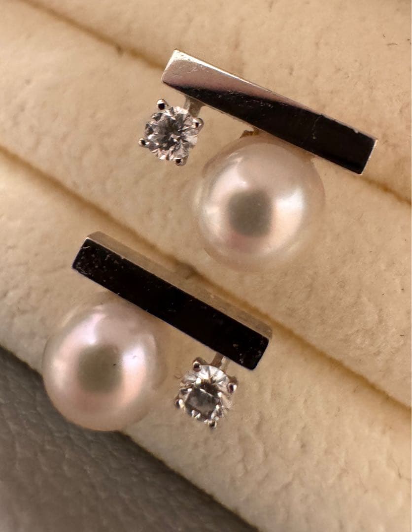 【美品】TASAKI プチ バランス ピアス ホワイトゴールド