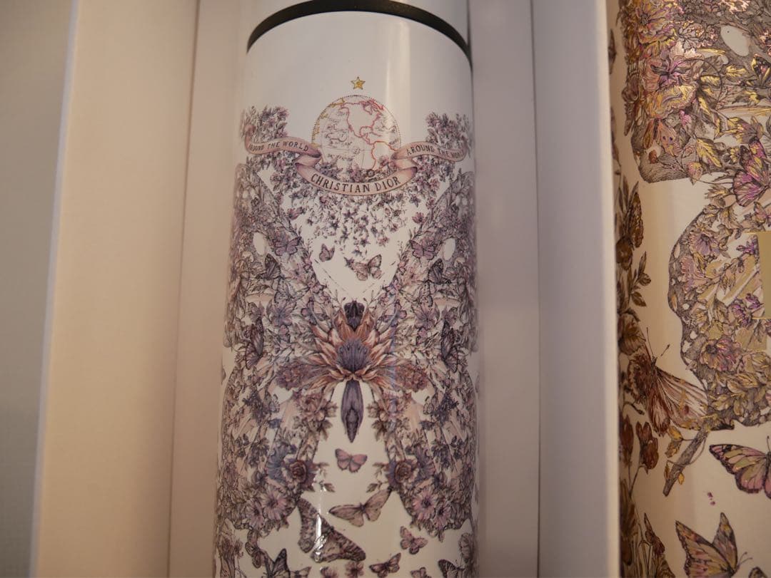s*i様 【新品未使用】Christian Dior 水筒 蝶と花デザイン 約5