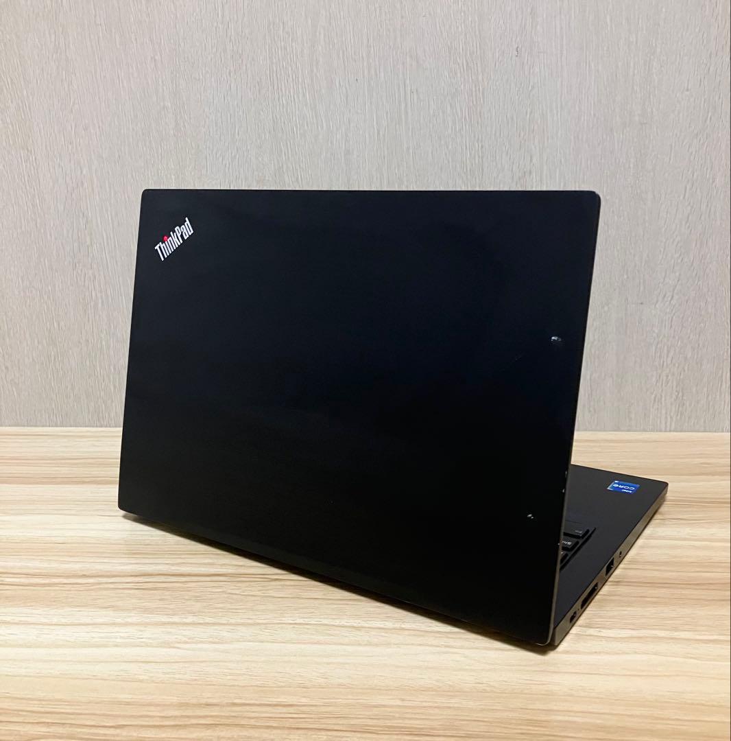 第11世代！Lenovo ThinkPad Windows11搭載　SSD256