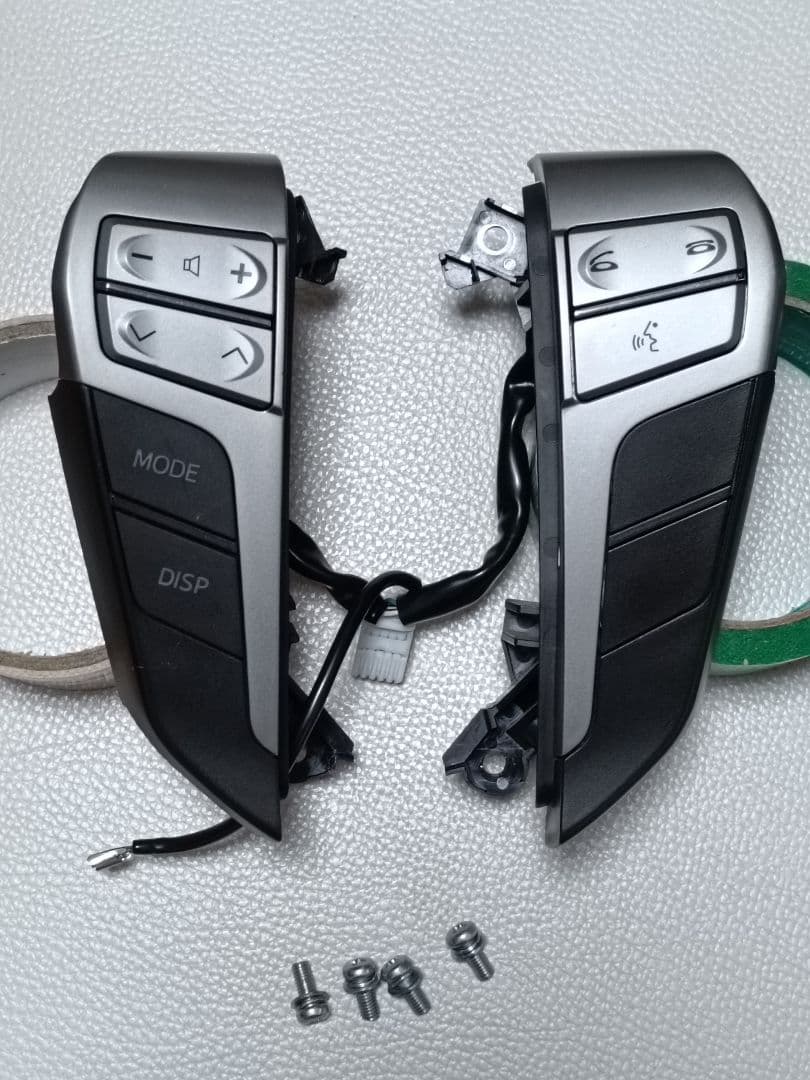 20 アルファードヴェルファイア純正OPステアリングスイッチ ハンズフリー 良品