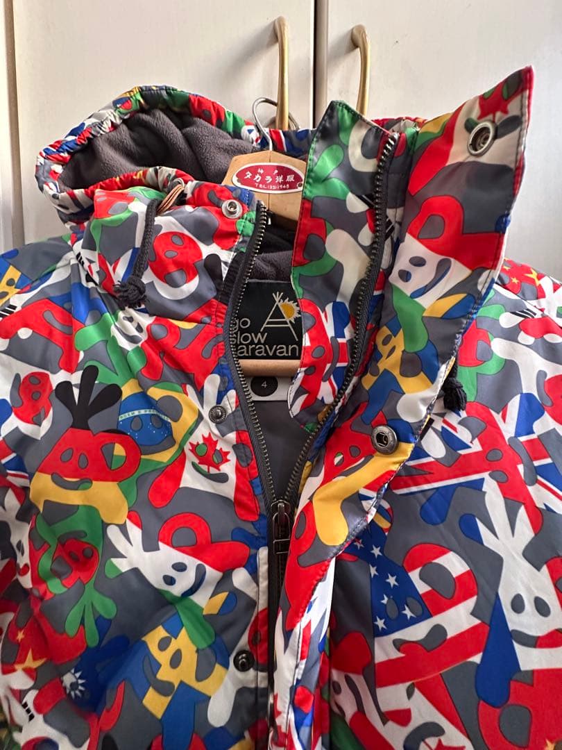 go slow caravan ダウンジャケット　アウター　4 国旗デザイン