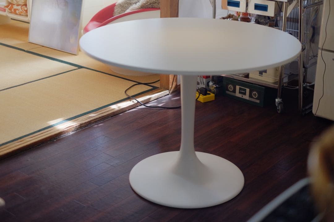 ikea ドクスタ　ダイニングテーブル　スペースエイジ　ミッドセンチュリー