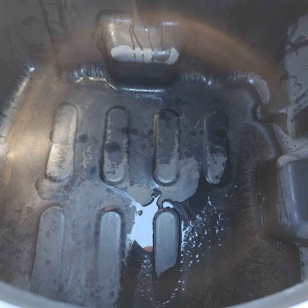 美品 飲用水 業務用 大型 貯水タンク 2500Lミネラルウォーター バルブ付き