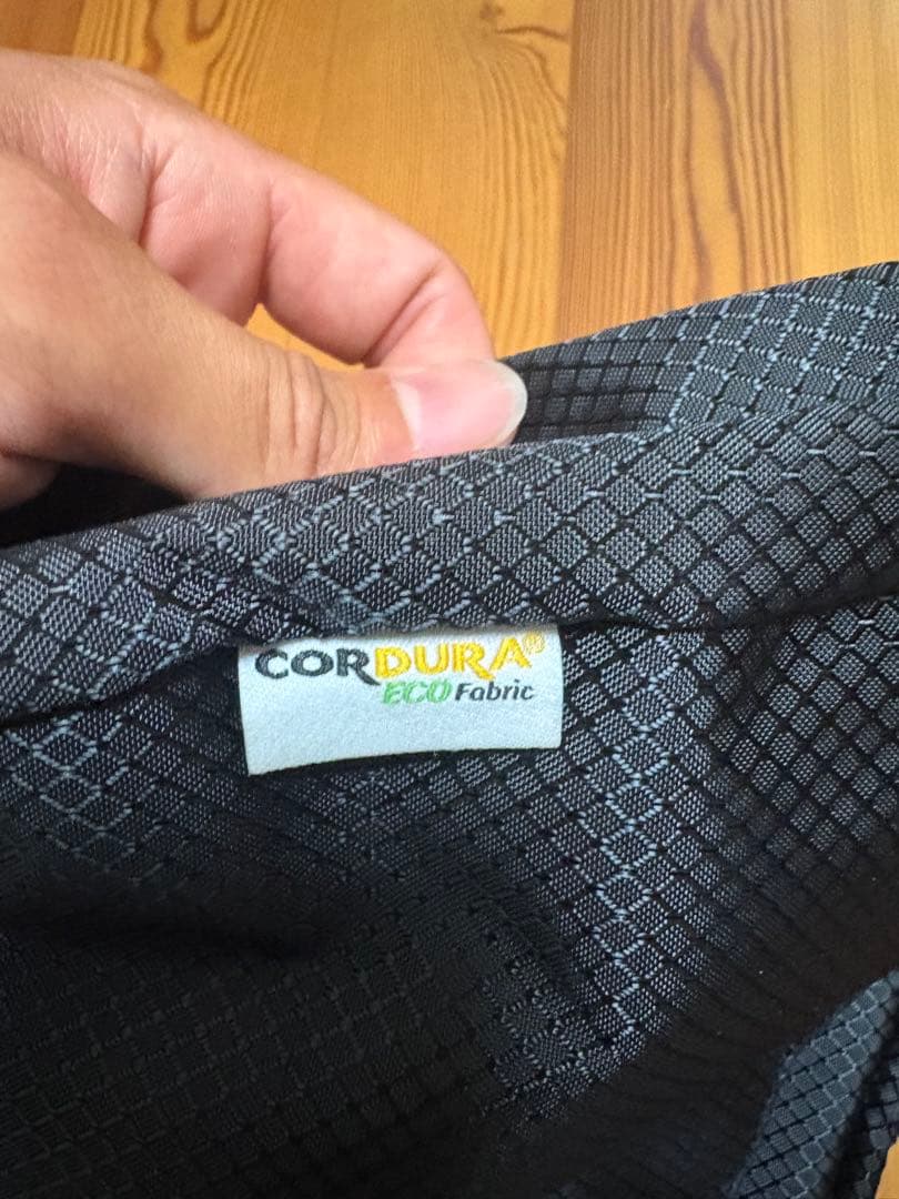 美品 22ss シュプリーム　メッセンジャーバッグ