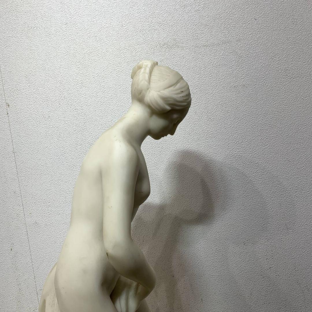 大理石調 　彫刻　水浴する女　ルーブル美術館　　ヴィーナス像 　ＸＺ3943