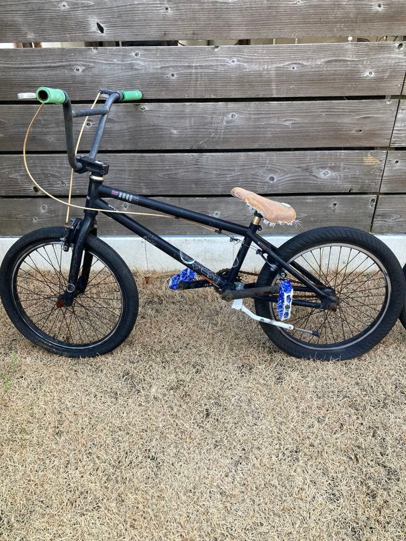 BMXバイク 黒 グリーンハンドル