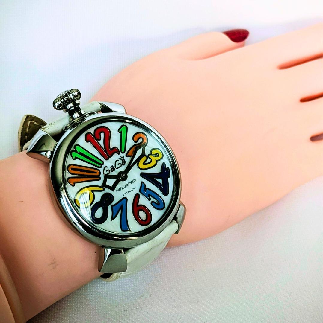 良品＆希少 ガガミラノ レディース腕時計マニュアーレ40 ホワイト個性派 伊太利