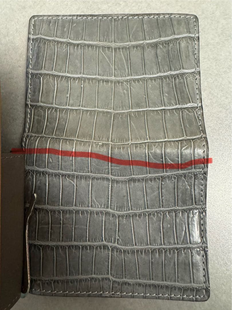 SPIGOLA スピーゴラ　グレー マネークリップ