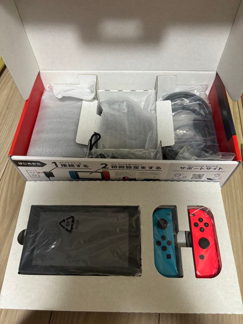 2024年購入Nintendo Switch 本体 青/赤 Joy-Con
