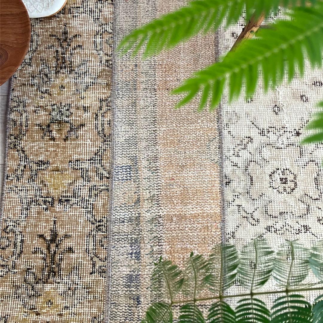 パッチワーク✳︎ 67×139ベージュ　フラワー　イエロー　トルコヴィンテージラグ