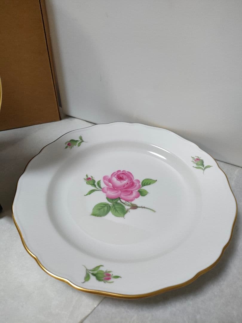 ココ　マイセンMeissen　ピンクの薔薇　プレート２枚セット　美品