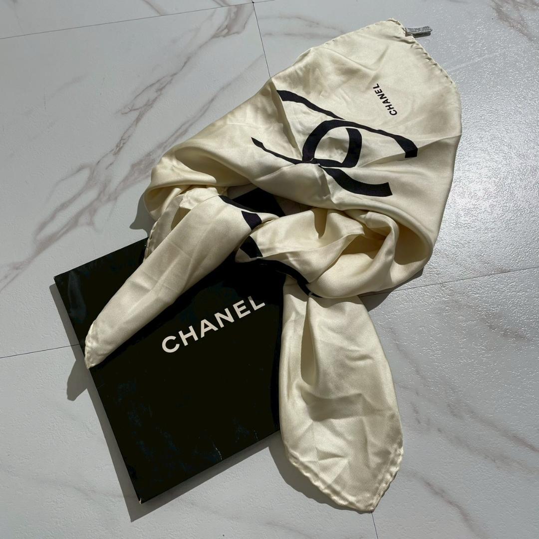 激レア美品！CHANEL シャネル ココマーク スカーフ ホワイト