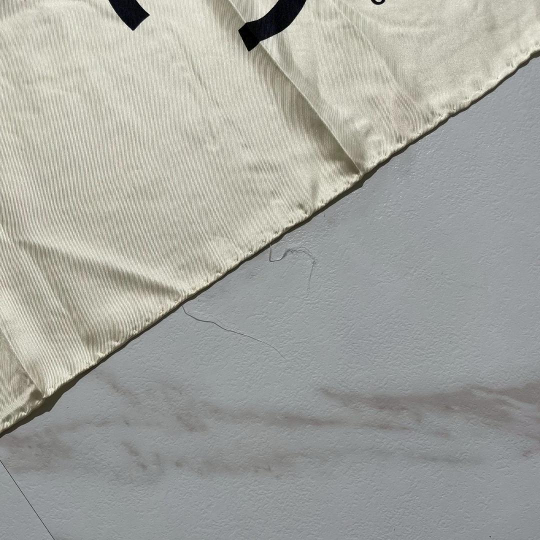 激レア美品！CHANEL シャネル ココマーク スカーフ ホワイト