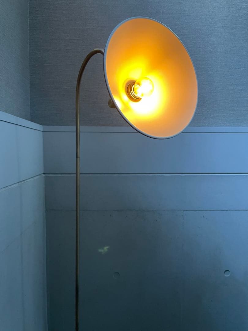 瑛美■Ampoule フロアライト/スタンド照明 Padistaパディスタ