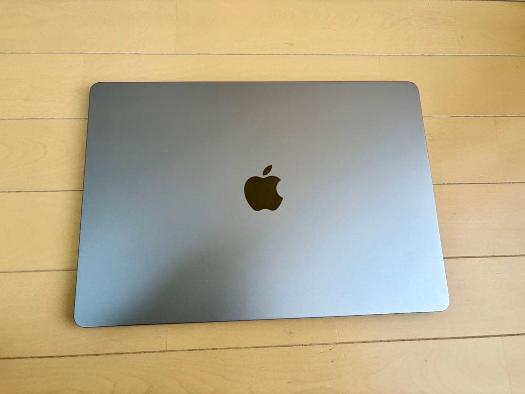MacBook Air 15インチ M2(2023) 8GB/256GB