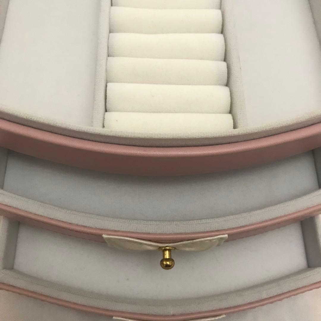 ［新品］ロマプリ　アクセサリーボックス　ピンク リボン付き ジュエリー　ケース