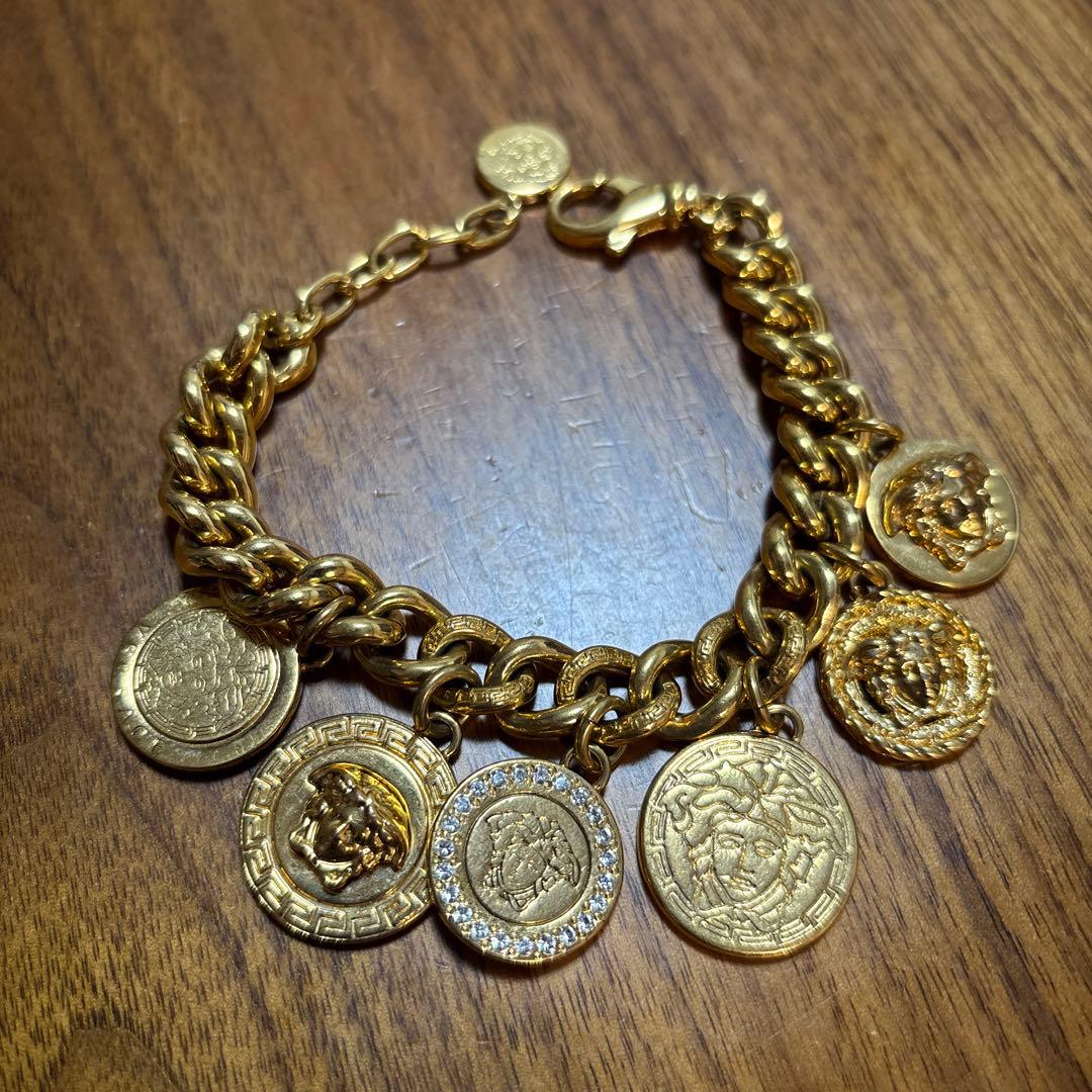 ヴェルサーチ　ブレスレット