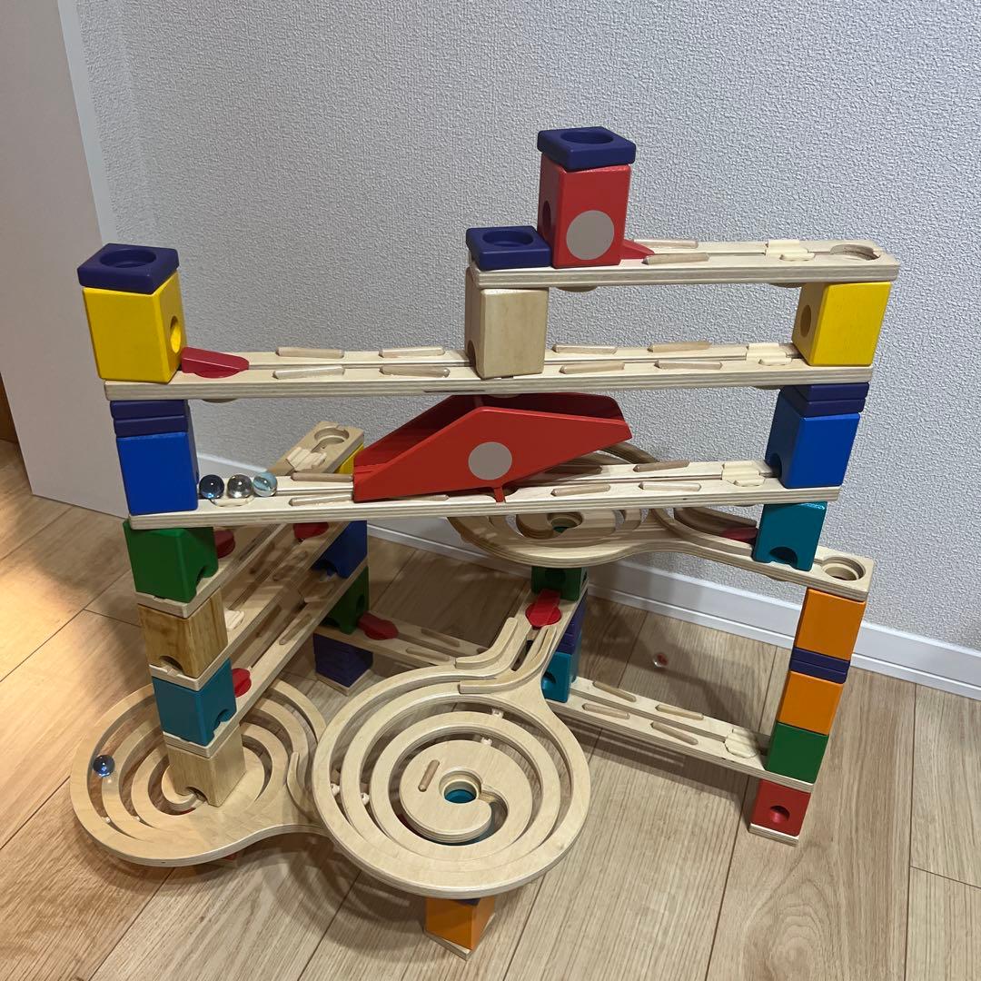 【ゆか】クアドリラ ツイスト&レールセット　別売り鉄琴パーツと蓄光ビー玉